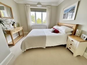 Bedroom- click for photo gallery